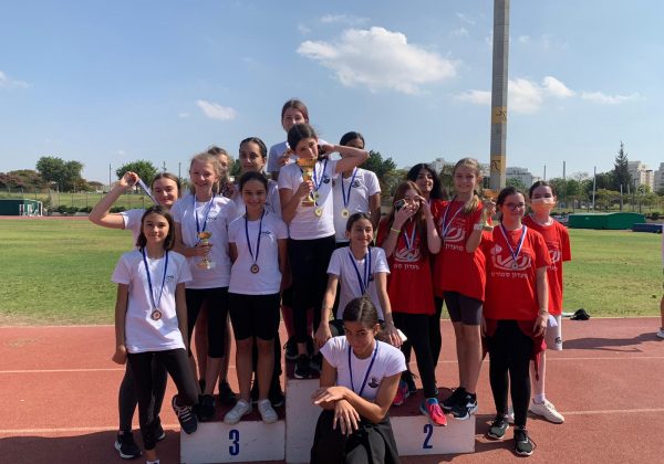 מקום שלישי בעיר – במרוצי שדה 🏆🏃🏻‍♀️🏆🏃🏻‍♀️